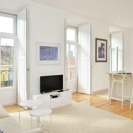 Deluxe Chiado - Checkinhome Apartment