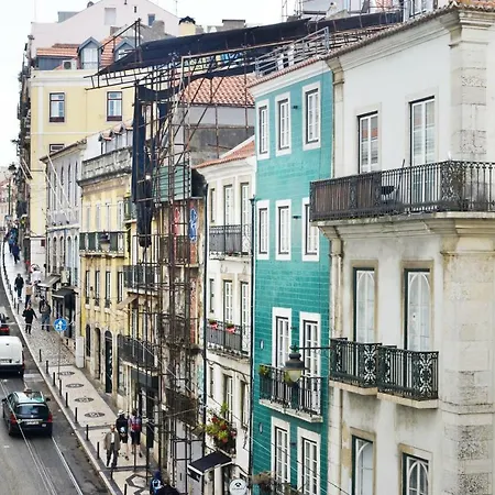 Appartamento Deluxe Chiado - Checkinhome Lisbona