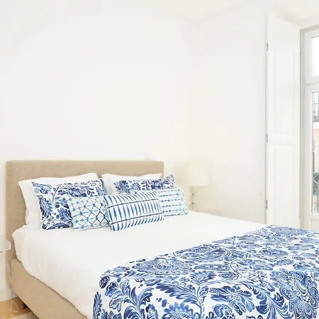 Deluxe Chiado - Checkinhome *